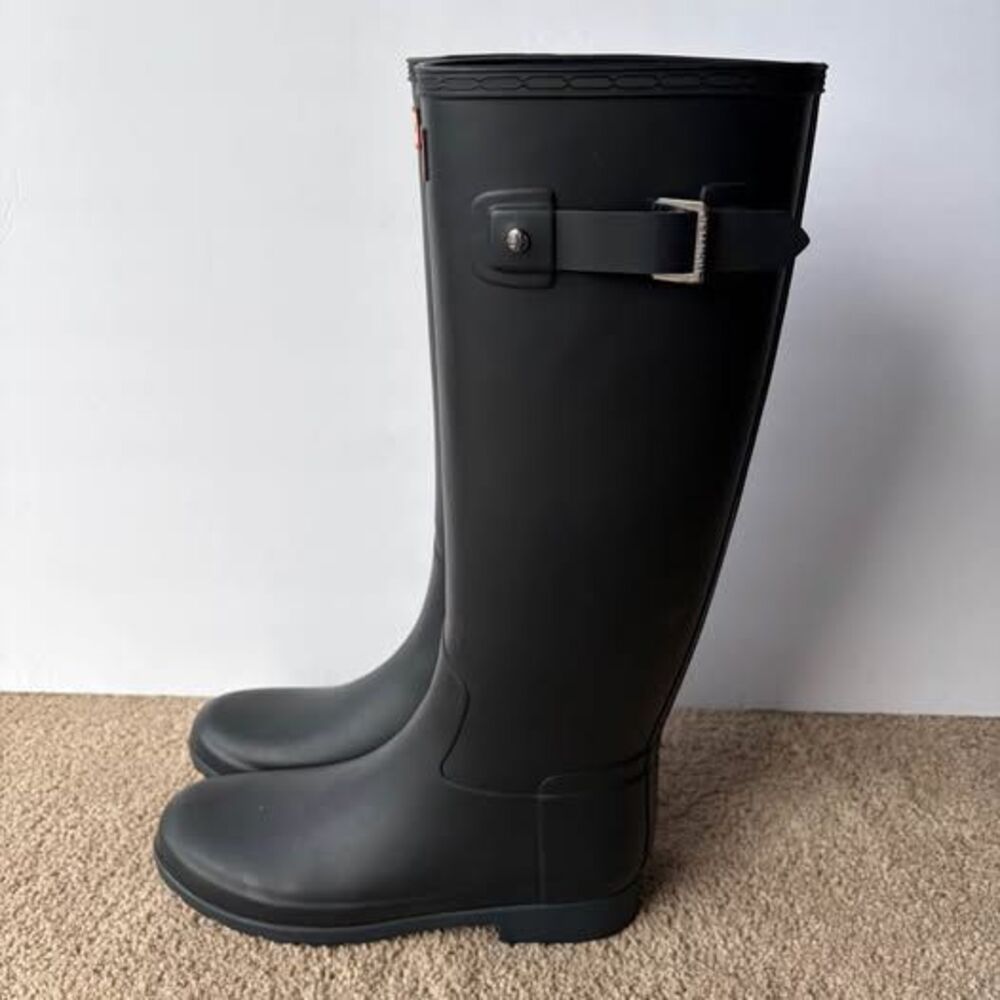Women’s Hunter Rain Boots Size 7